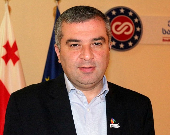 “ტყულიად ნუ გაიხარებენ სიტყვა „პროპორციულის“ ამოღებით, ჩვენ წარდგენილი გვაქვს „გერმანული მოდელი“