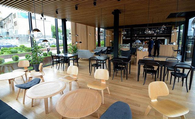 “დღე არ გადის, რომ არ მოიწერონ: “დავხურე კაფე” – რესტორატორთა ასოციაციის პრეზიდენტი