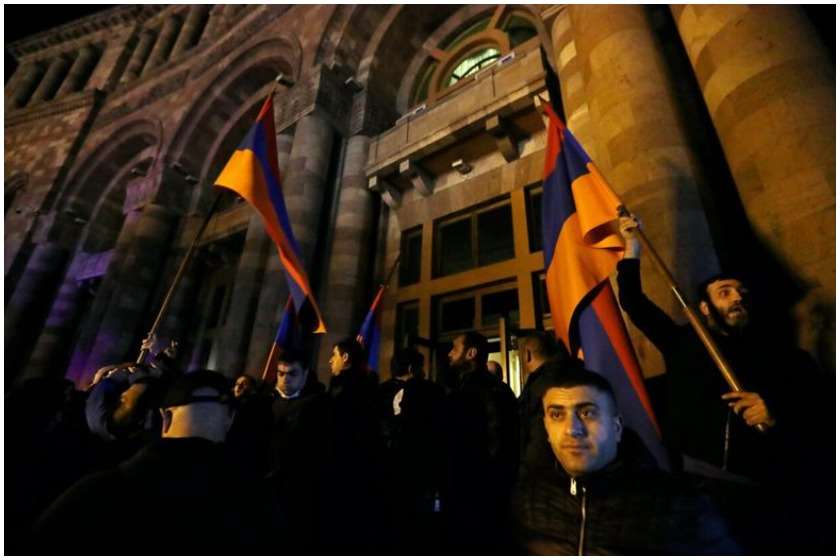 ერევანში სახელმწიფო გადატრიალებისკენ მოწოდების ბრალდებით 6 ადამიანი დააკავეს