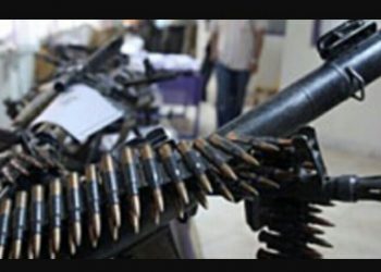 ყოფილმა პოლიციელმა პოლიციის შენობასთან სიმამრის მანქანა ჩაცხრილა