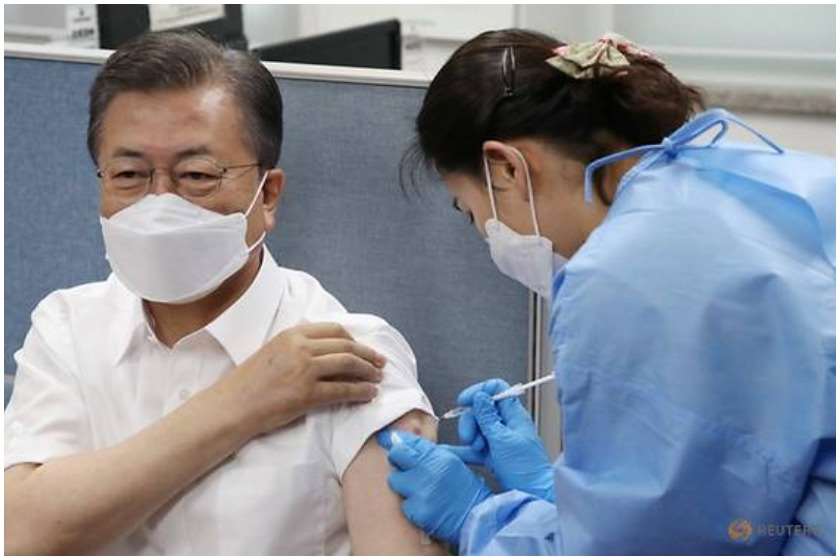 სამხრეთ კორეის პრეზიდენტი „ასტრაზენეკას“ ვაქცინით აიცრა