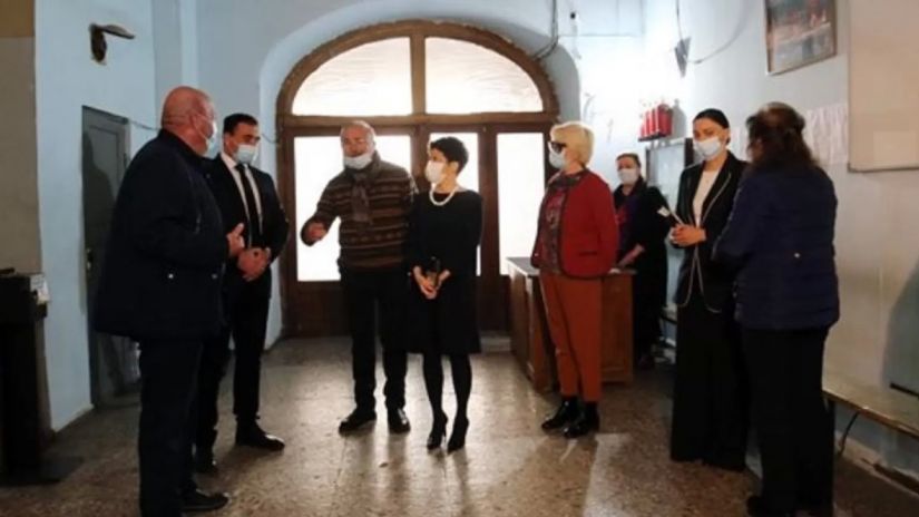 თეა წულუკიანი ანსამბლ „ერისიონის“ ხელმძღვანელობას შეხვდა