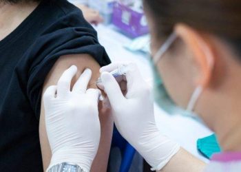 500-დოლარიანი პრემია ყველას, ვინც აიცრება – ერთ-ერთი კომპანია თანამშრომლებს ახალისებს