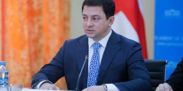 არჩილ თალაკვაძე ანზორ ერქომაიშვილის ოჯახს სამძიმარს უცხადებს