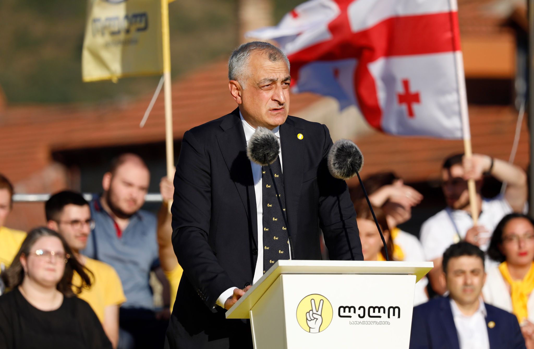 “გადადგნენ ღარიბაშვილი და ჩუბინიძე” – “ლელო” გამოძიების დაწყებას ითხოვს