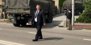 საპატრიარქოში სამხედრო მანქანები შეიყვანეს, შენობის თავზე ვერტმფრენი დაფრინავს