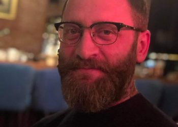 ეს ხალხი მოაგროვა გრეჩიხამ? არა, ეს ხალხი მოაგროვა მთავრობამ და ქუჩაში გამოიყვანა – ალექსანდრე პაიკიძე