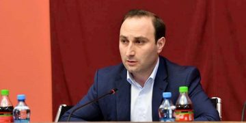 ანრი ოხანაშვილი ტელევიზიებს ცილისწამებისთვის ბოდიშის მოხდას სთხოვს