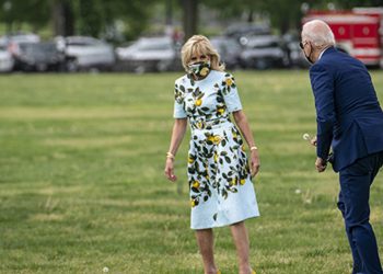 ვუყვარვარ, თუ არ ვუყვარვარ – ჯო ბაიდენისა და პირველი ლედის რომანტიკული ფოტოები