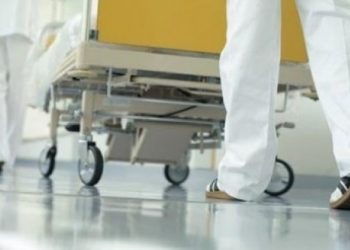 ქალი, რომელიც უკანონოდ გამოკეტეს ფსიქიატრიულში – ოჯახის 1 ზარი და პოლიციის ეკიპაჟის მიერ გადაყვანილი ქალი