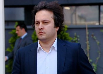 “ალბათ “გველისმჭამელი” არ აქვს წაკითხული, თორემ ბრიფინგზე უეჭველი გველს გააძრობდა და გაღეჭავდა…” – ლუკა ბაქანიძე