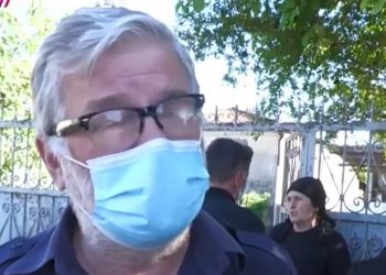 (ვიდეო) – ცოცხალი აბრალებს მიცვალებულს, რომ თავისი საქმე გაიმართლოს… – გარდაცვლილი მაიორის მამა