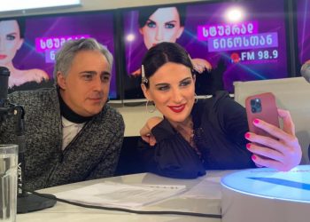 (ვიდეო) – ნინო ჩხეიძისა და ირაკლი კაკაბაძის ექსპრომტი