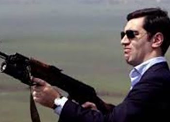 “ოპოზიციონერ” დეპუტატებს, ვინც აპირებს ხმა მისცეს ამნისტიის კანონს, ვიწვევ დუელში დათვზე სანადირო რეზინის ტყვიებით სასროლად – ოქრუაშვილი