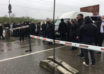 ფოტოები – სამგლოვიარო პროცესია ენგურის ხიდზე