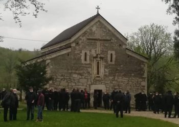 (ვიდეო) – დაპირისპირება სალხინოს ტაძარში – ვისგან იცავს პოლიცია ტაძარს?