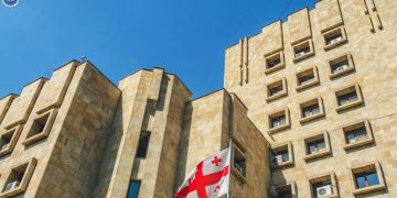 პროკურატურამ გუდაურში მომხდარი საბაგირო ტრანსპორტის მოძრაობის უსაფრთხოების და ექსპლუატაციის წესის დარღვევის ფაქტზე შპს „მთის კურორტების განვითარების კომპანიის“ ორ თანამშრომელს ბრალდება წარუდგინა