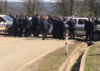 რიონის ხეობის მცველებს ნამოხვანამდე აღარ უშვებენ