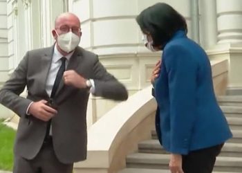(ვიდეო) – “მომინდომა ხელის მირტყმა და ეგეთები…” – კადრები ზურაბიშვილის და მიშელის შეხვედრიდან