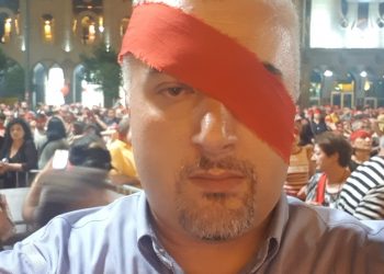 თქვე შტერებო, კასეტური ბომბები სამხედრო ობიექტების წინააღმდეგ იქნა გამოყენებული. კერძოდ, მ-85 ბომბები – ოსლოს კონვენციას მაშინ შეერთებული არ ვიყავით – სერგი კაპანაძე