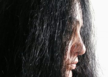 მთელი კვირაა ტირის, უჭირს სამი და ერთი წლის ბავშვების დატოვება – 2 შვილის დედის გაჭირვება და თხოვნა დამსაქმებლებს