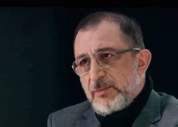 „ხვალ-ზეგ რუსს იპოვნიან სადღაც, იტყვიან, რომ რესტორანში ცუდად იქცეოდა და შეიძლება, მკვლელობაც მოხდეს!“ – ვალერიან ხაბურძანია