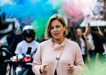 ანა დოლიძემ პარტია „ხალხისთვის“ დააფუძნა