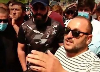 (ვიდეო) – “ამის მპატიებლები არ ვართ, სვანეთიდან მოდის ხალხი…” – დმანისის შესასვლელები ჩაიკეტა, დაძაბულობა გრძელდება