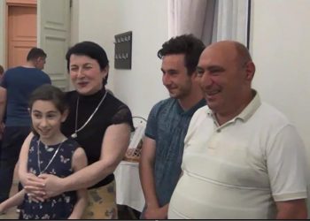 ,,გიჩოქებ და გთხოვ, არ მიმატოვო” – გოგი წულაიას წერილი მეუღლეს