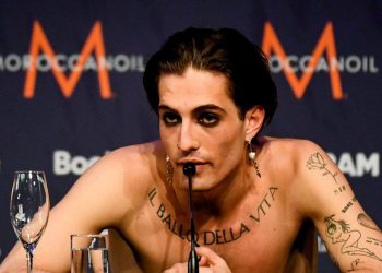 (ვიდეო) – ევროვიზიაზე გამარჯვებული ჯგუფის სოლისტმა ნარკოტიკებზე ტესტი ჩააბარა – დეტალები