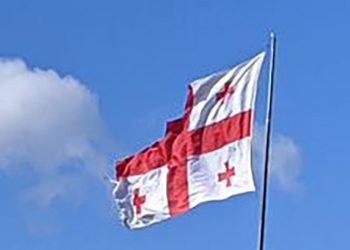 თუ არ ვცდები, დროშა სერიოზულად დაზიანებულია – ფოტოები