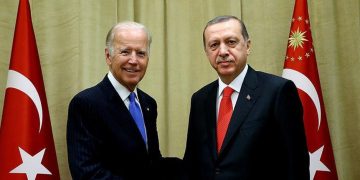 ბატონო ბაიდენო, ისტორიაში სისხლიანი ხელებით შეხვალთ – თურქეთი ამერიკას უპირისპირდება