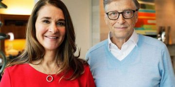 ბილ და მელინდა გეითსები 27-წლიან ქორწინებას ასრულებენ