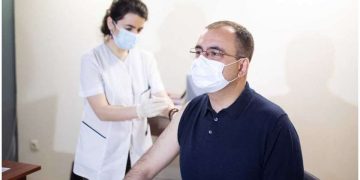 იუსტიციის მინისტრი „სინოფარმის“ ვაქცინით აიცრა