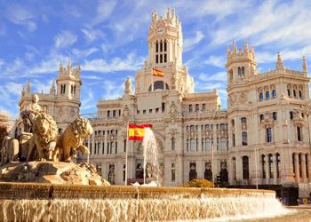 ესპანეთი ევროკავშირის არაწევრი ქვეყნებიდან ჩასული ვაქცინირებული ტურისტებისთვის საზღვრებს 7 ივნისიდან გახსნის