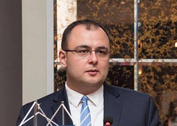 იუსტიციის სამინისტროსთან დევნილებმა აქცია გამართეს