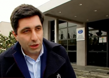 წიხ­ლე­ბით შედ­გა გი­გა­უ­რი ვა­ხოს, და­ნარ­ჩე­ნი ორი  ჩხუბ­ში ჩა­ერ­თო, ხე­ლე­ბით, ფე­ხე­ბით, გი­ნე­ბით… – რას ჰყვება მოწმე?