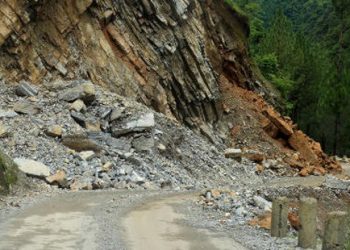 შატილის საავტომობილო გზაზე მეწყერი ჩამოწვა