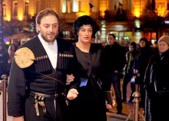 ორი გაკოტრებული ბიზნესმენის ალიანსი – ვინ არის ჩოხოსანი ლევან ვასაძე _ სამეფო კარის რაინდი თუ ეროვნულ თემებს ამოფარებული ხელმოცარული მოთამაშე?