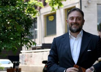 რუსეთში მაქვს ზოომაღაზიების ბიზნესი – ლევან ვასაძე