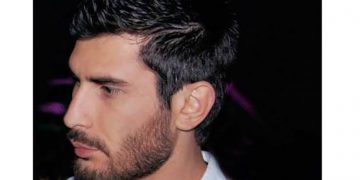 აბა, დამოუკიდებლობა? მთელი ხელისუფლება ერთი კაცის მონაა, მისი ზებრის მოფსმულს დალევენ და იფ, იფ, იფის იყვირებენ… – ხვიჩა ყალაბეგაშვილი