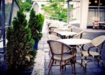 ღია კაფეების მფლობელები მუნიციპალიტეტისთვის გადასახდელი იჯარისგან გათავისუფლდებიან