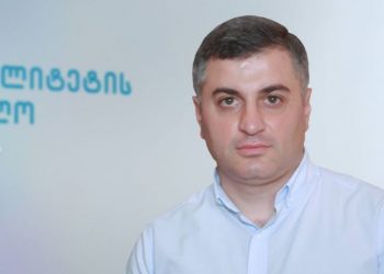 გორის საკრებულოს წევრმა “ოცნება” დატოვა და გახარიას პარტიას შეუერთდა