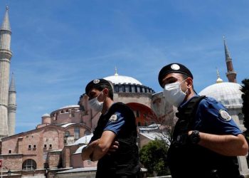 თურქეთში კომენდანტის საათი უქმდება