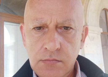 +18 – “მანქანის კაპოტზე გადააწვინეს, თირკმელებში ურტყეს, ხელბორკილები დაადეს, ფოტოები გადაუღეს და…” – ადვოკატის წერილი