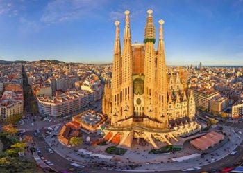 ესპანეთმა ვაქცინირებული ტურისტებისათვის საზღვრები გახსნა