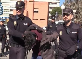 +18 – ესპანეთში, კაცს, რომელმაც დედა მოკლა და შეჭამა, 15 წელი მიუსაჯეს – საზარელი ისტორიის დეტალები