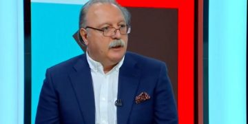 „პარლამენტი ძველ გზას თუ დაუბრუნდება, დავტოვებ, მეუღლის გარდა ჯვარი არავისზე მაქვს დაწერილი“ – გრიგოლ ვაშაძე