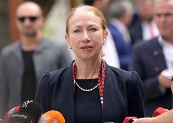 პარლამენტს ვალდებულება აქვს კონსტიტუციით და 19 აპრილის შეთანხმებით, რომ შეაჩეროს მოსამართლეთა დანიშვნის პროცესი – კელი დეგნანი