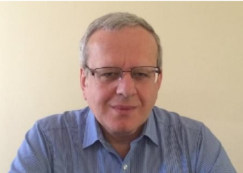 “ეს არის თაღლითობა” – რატომ მყარდება ლარი